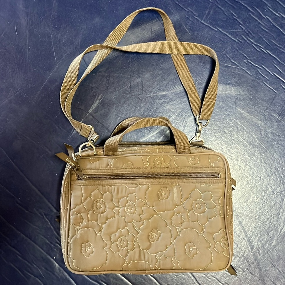 Thirty-One Quilted Travel/Make Up/Toiletry/Jewelry Bag.
